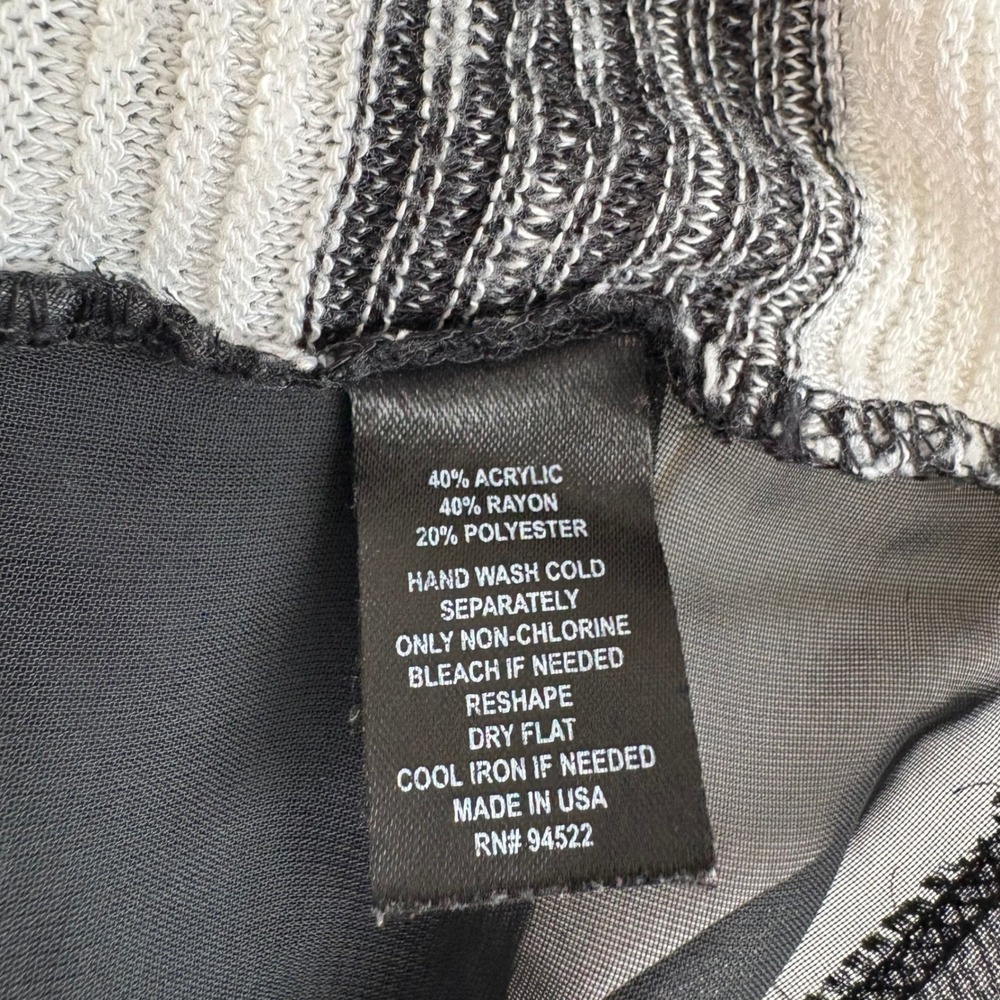 Say What? Womens Striped Knit Tank Top Black White Mesh Back Scoop Neck Small - Picture 4 of 4